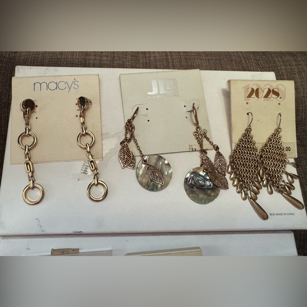 Variety of brands six pairs of fashion earrings